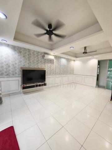 Renovated 2 Storey @ Bandar Dato Onn/ Perjirananan 11/ G&G/ 4b4b/ 800k 1