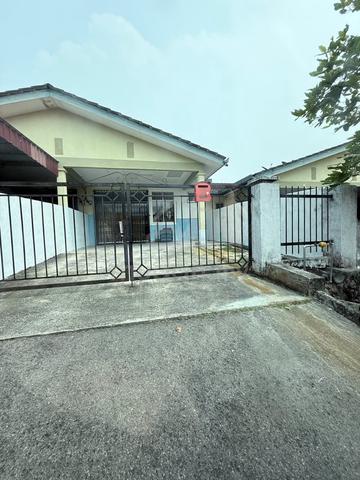 Bilik Sewa Perempuan 1