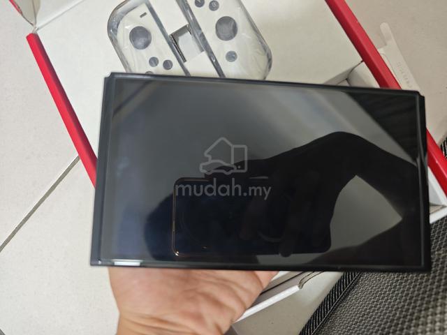 Carousel Image