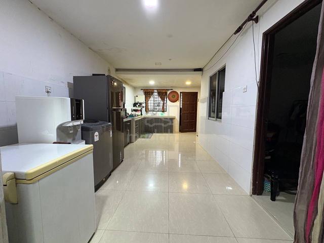 BOOKING 1K🔥RENOVATED 1 Storey Seksyen 17 Shah Alam 3