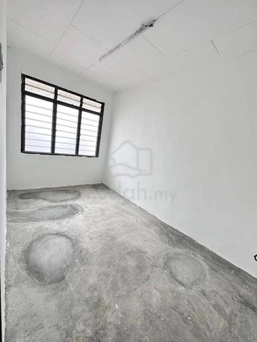 Double Storey Low Medium Cost Tmn Permai, kulai 14x55 3