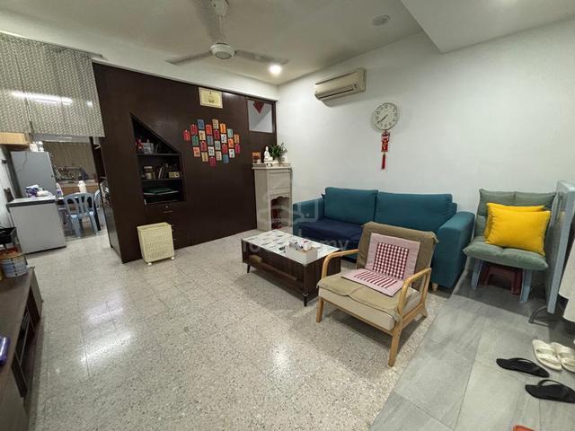 Super Deal!💥FREE HOLD Good Condition Unit at Taman sri gombak ,for 🏡 1