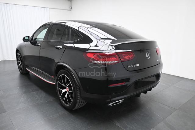2021 Mercedes Benz GLC300 4MATIC COUPE 2.0 1-OWNER - 4