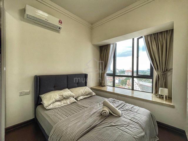 ROOM RENT @ R&F PRINCESS COVE / Town area / Near CIQ 1