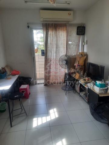 Mandarina Court 1