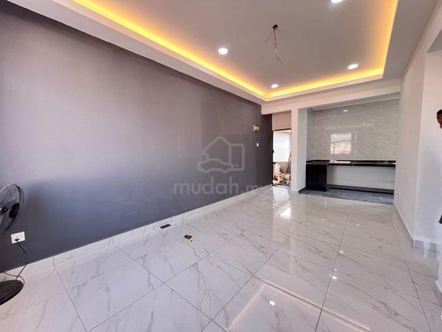 Flat Taman Pelangi Indah 1