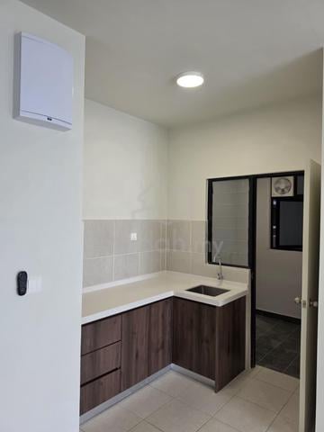 Residensi Max 1