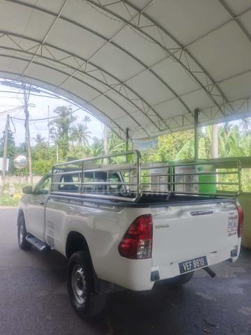 Toyota HILUX 2.4 4WD SINGLE CAB Enjin Baru - 2