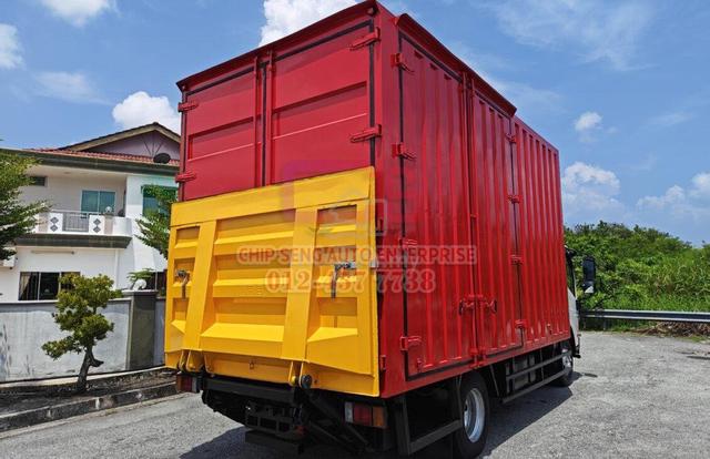 Isuzu Npr81UKH container box Hino Mitsubishi - photo 2 of 6