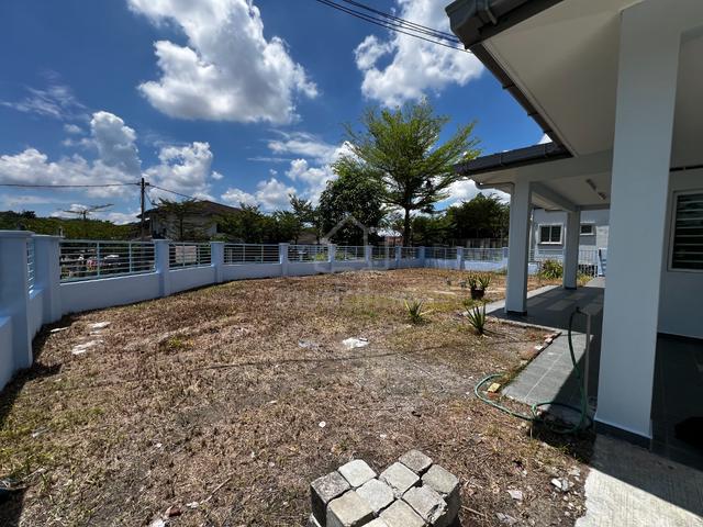 [Corner Lot] 2 Storey Terrace Corner Lot Taman Semenyih Mewah Fasa 3 2