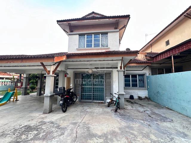 Rumah Corner Cantik Tanah Luas untuk dilepaskan 1