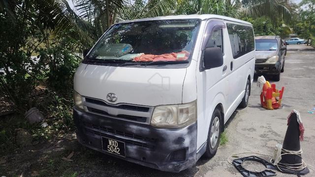 2012 Toyota HIACE 2.5 KDH200R FACELIFT (M) - 2