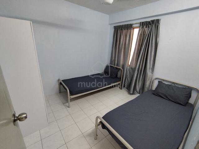 Cendana Apartment Middle Room Sharing 1
