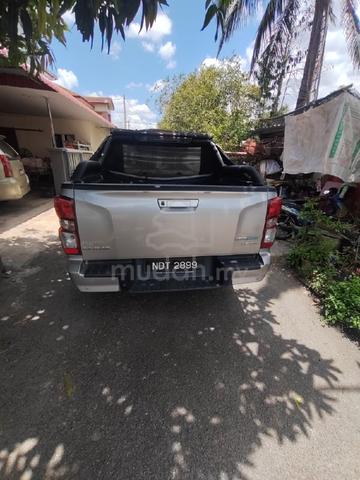 2021 Isuzu D-MAX PREMIUM 1.9L (A) - 3