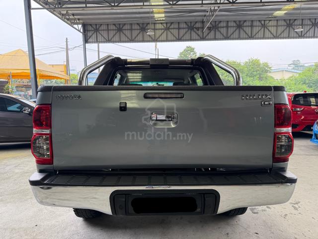 Toyota Hilux 2.5G VNT 2013 1 Owner - 4