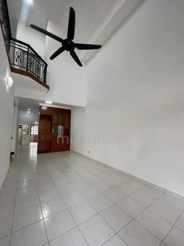 1.5 Storey For Sale @ Tmn Pelangi Indah/ Jln Pesona/ Ulu Tiram 1