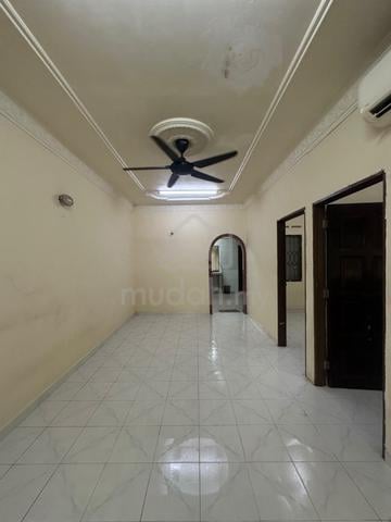 Taman Skudai Baru, Jalan Ronggeng, Single Storey For Rent 1