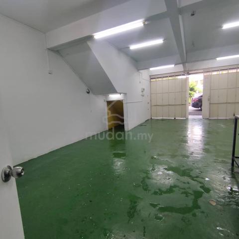 Bukit Beruang Double Storey Shoplot For Rent🔥 1