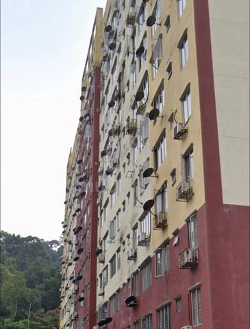 Jelutong Apartment @ Selayang Heights 1