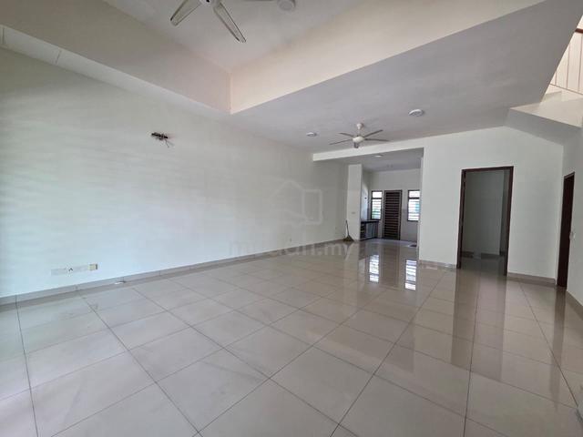 Scarlet, 24x70, Partly Furnished, Gate & Guard, Chimes, Bandar Rimbayu 1