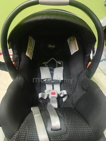 baby car seat (chicco keyfit 30) - photo 3 of 5
