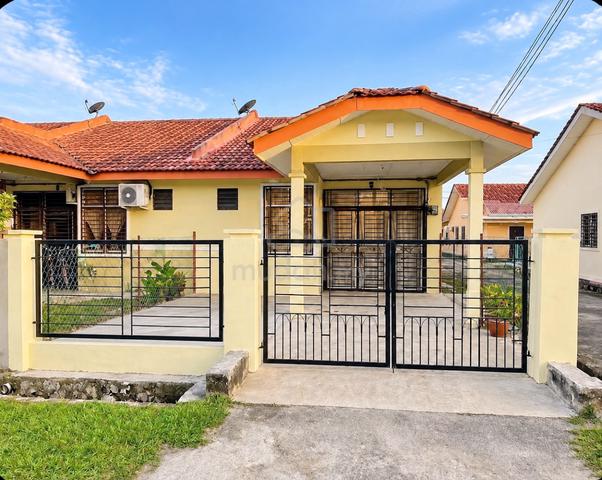 End Lot Single Storey Taman Desa Pd Fasa 2 , Renovated unit For Sale 1