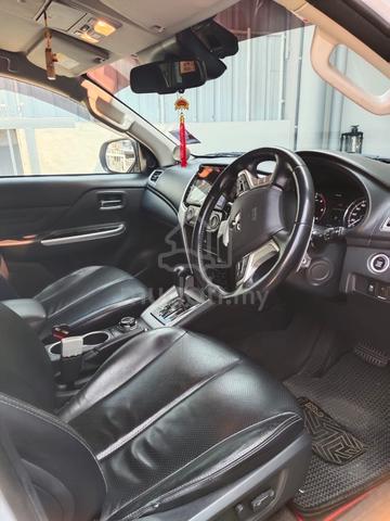 2019 Mitsubishi TRITON 2.4 VGT KNIGHT (LIMITED - 5