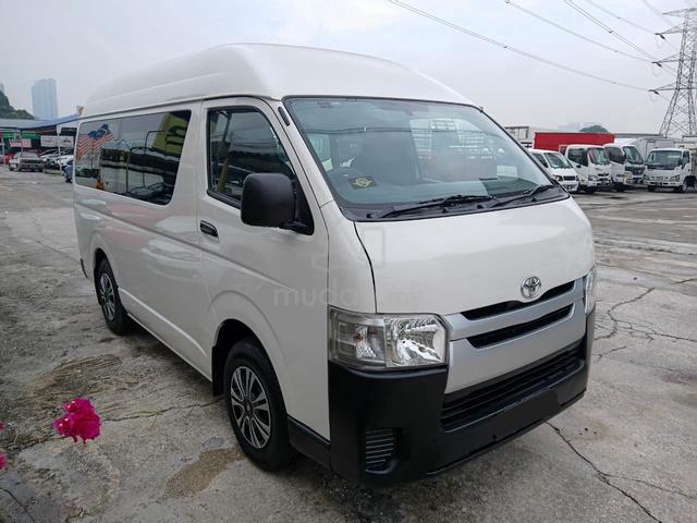 2014 Toyota HIACE 2.7 WINDOW VAN HIGH ROOF Petrol - 1