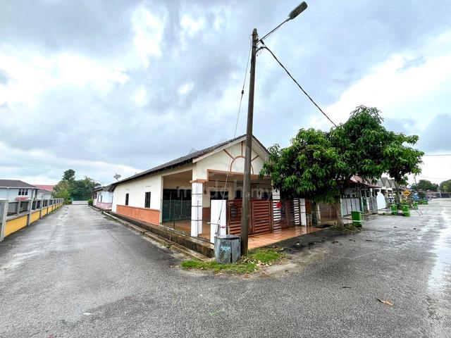 ENDLOT | EXTENDED | FREEHOLD Teres Setingkat Kg Padang Jaya, Kuantan 1