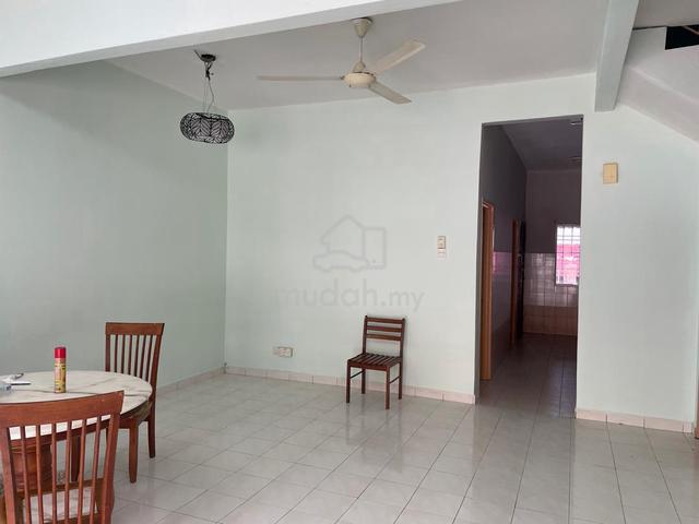{BEST RENT}2 Storey Prima Saujana Kajang-4Bilik Basic Unit-New Painted 4