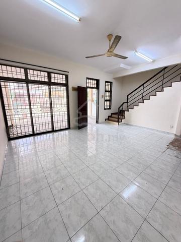 Taman Desa Tebrau Full loan house |New Paint & Floor| 22 x 75 1