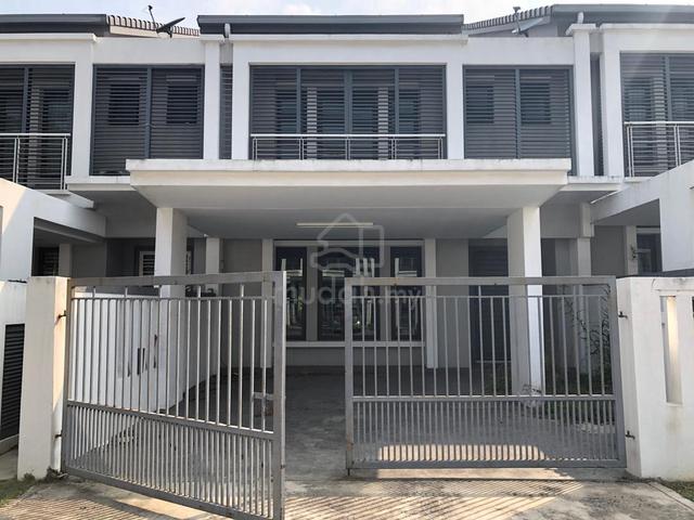 Aquina for families seeking a spacious, landed property with serenity. 1
