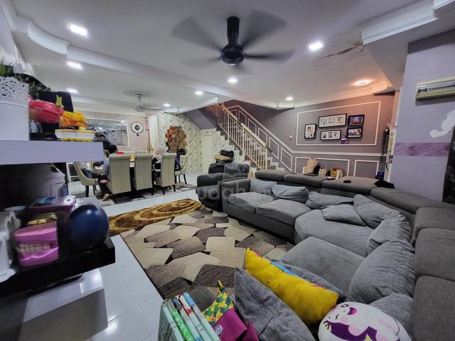 [[FULLY RENOVATED]] 2 Storey Terrace House, Kundang Jaya, Rawang 1