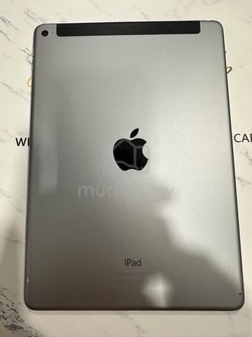 IPad Air 2 - photo 4 of 6