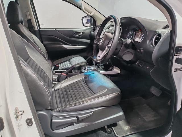 2021 Nissan NAVARA V 2.5L (A) 4X4 FULL LOAN TIPTOP - 5