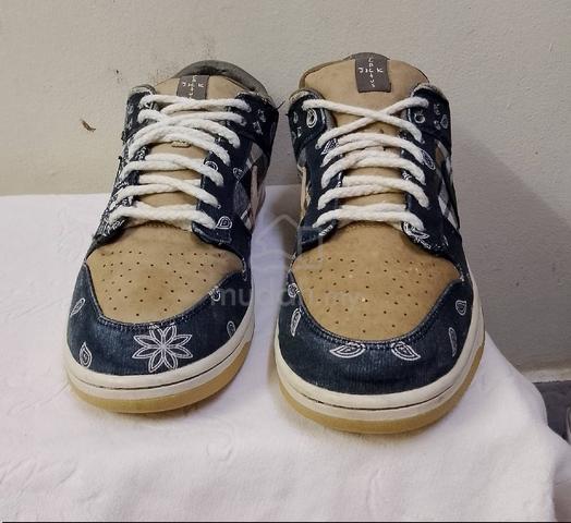 Nike (12uk) - photo 3 of 5