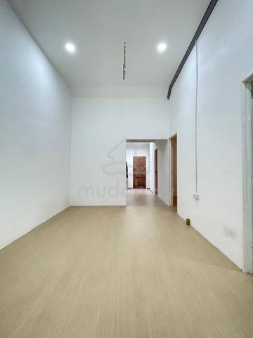 Skudai, Taman Teratai, Kangkar Pulai 1"Storey 3bed Unblock Full Loan 5