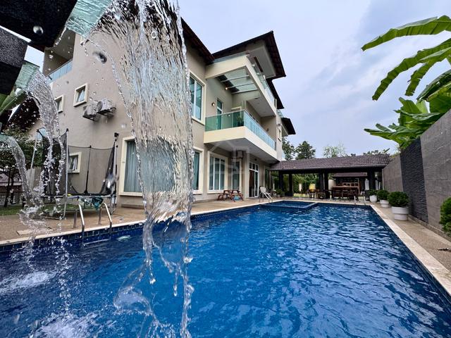 3 Storey Bungalow Country Heights Kajang with Pool & Lift - Resort Hom 1