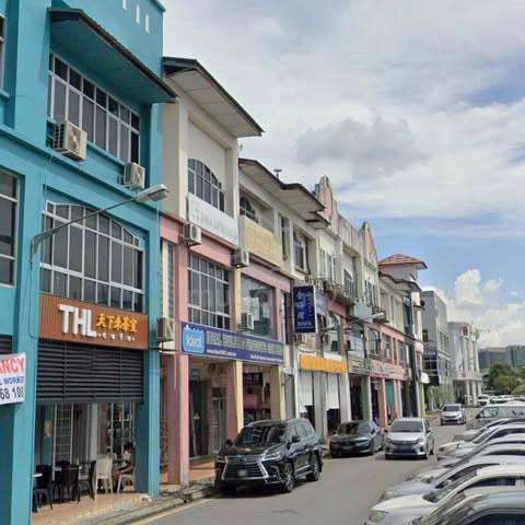 3 Storey Shop-Lot for rent At 3rd mile  Jalan Tun Ahmad Zaidi Adruce 1