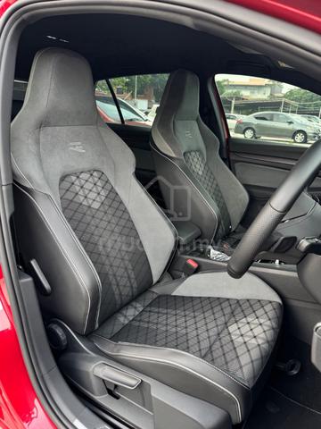 Volkswagen Golf R-Line MK8 8 Speed 150HP 250NM - 5