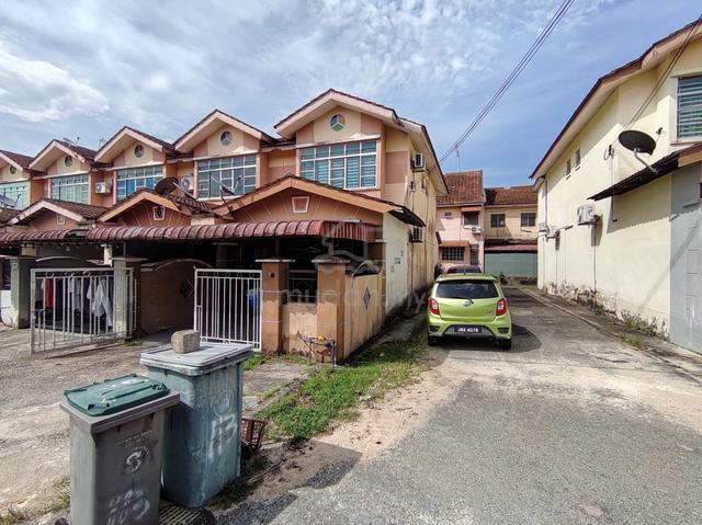 DOUBLE STOREY Taman Scientex Pasir Gudang END LOT 1