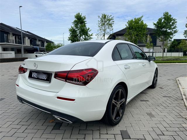 2019 Mercedes Benz A200 Sedan Local Mercedes - 1