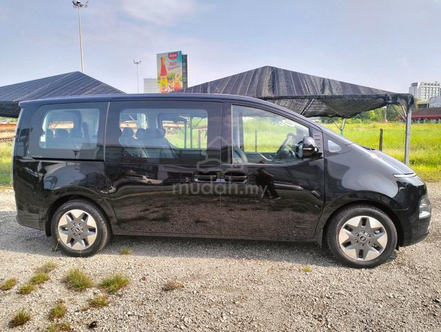 2025 Hyundai STARIA 2.2 Prestige 10 Seaters (A) - 5