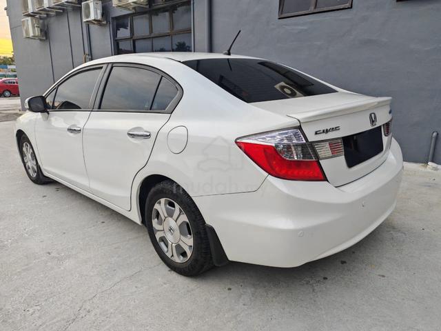 2013 Honda CIVIC 1.5 (HYBRID) (A) - 4