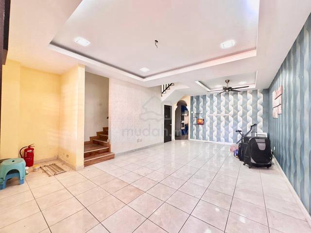 RENOVATED ⭐ 3 Storey Terrace House Subang Bestari U5 Shah Alam 1