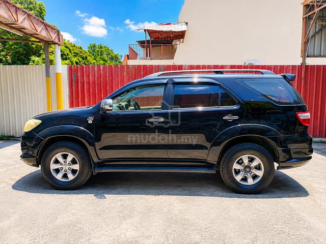 2005 Toyota FORTUNER 2.7 V (A) LOAN KEDAI IC SHJA - 4