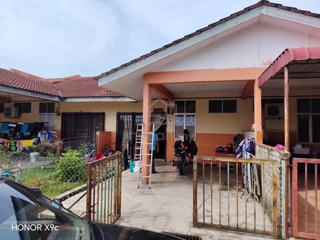 Teres Setingkat Standard Unit Di Kempadang Makmur,Kuantan 1