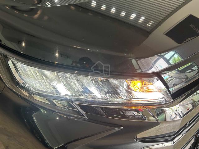 5A NEGO‼️2022 Toyota NOAH 2.0 SZ - 4