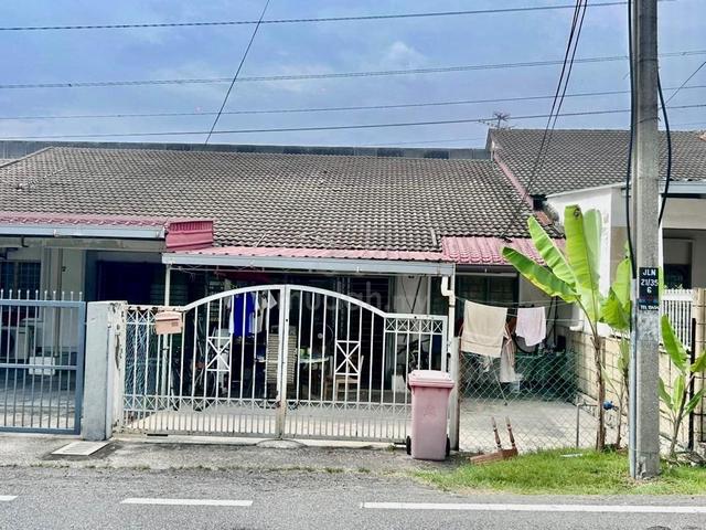 Single Storey Terrace House Sea Park Petaling Jaya Selangor For Sale 1