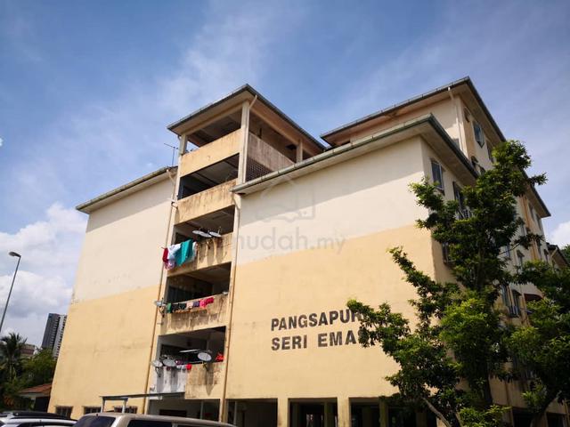 Pangsapuri Seri Emas (Kajang) 1